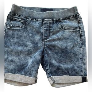 122- GIRLS SHORTS‎